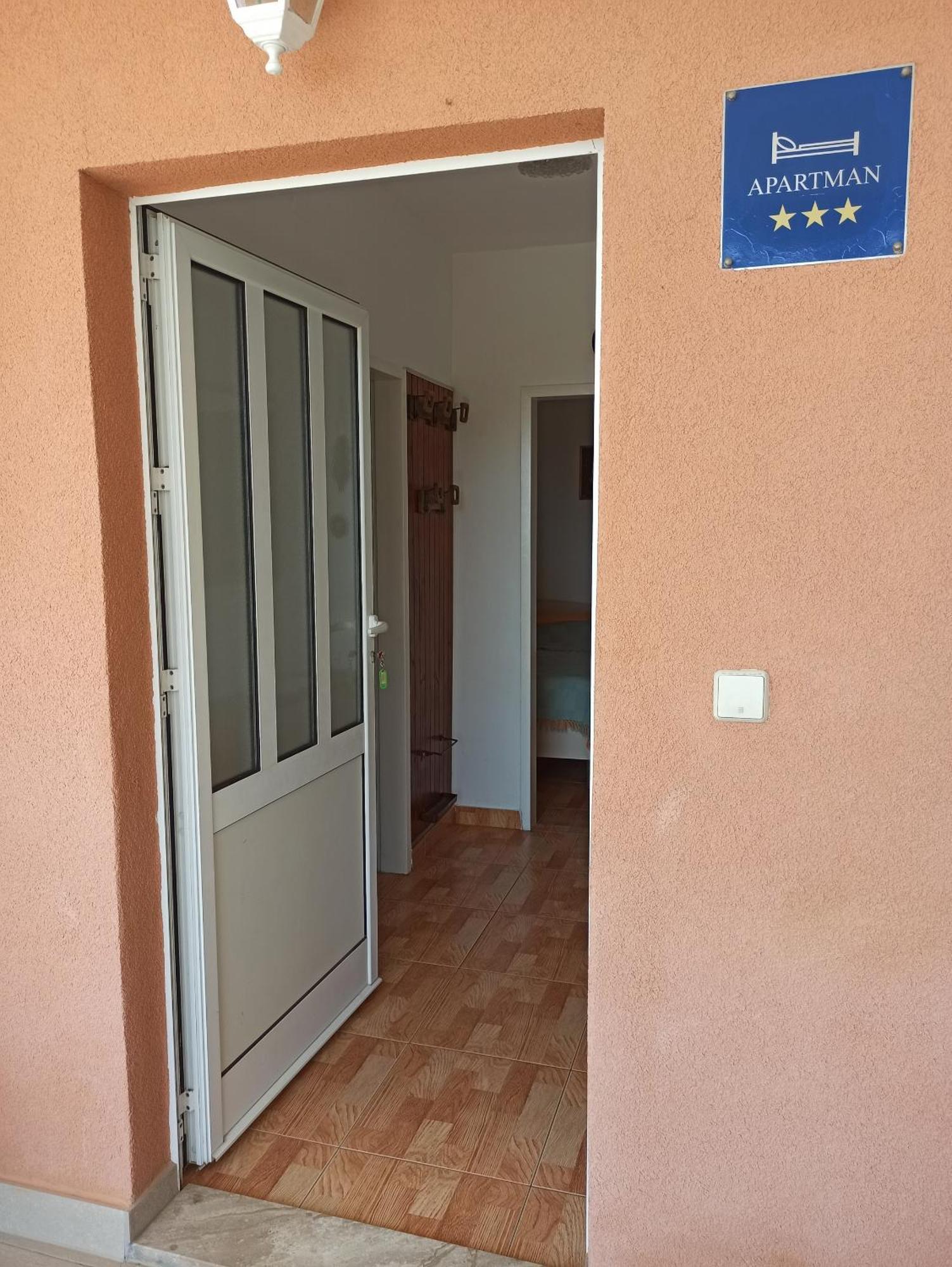 Apartments By The Sea Podgora, Makarska - 2593 Екстериор снимка