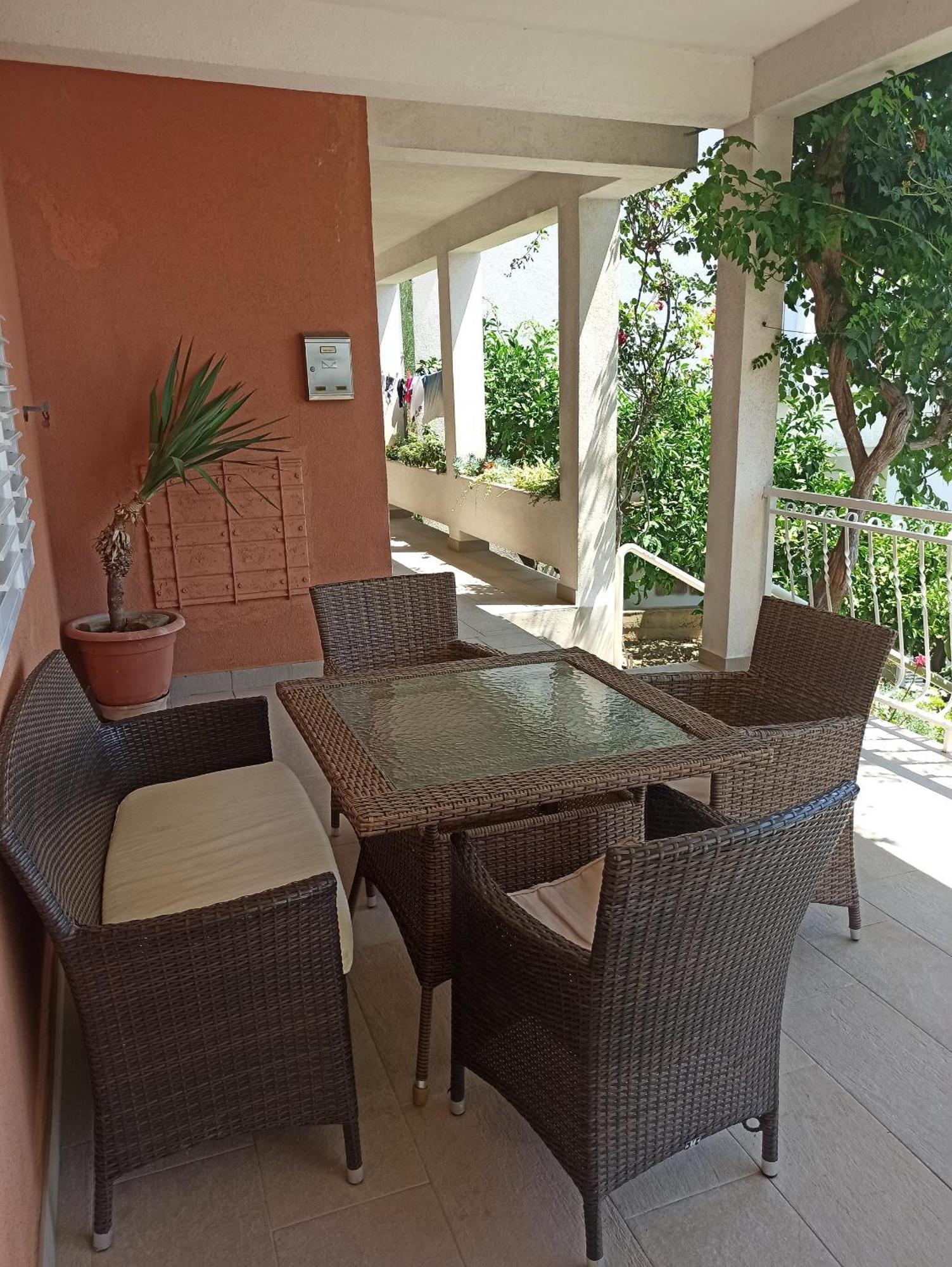 Apartments By The Sea Podgora, Makarska - 2593 Екстериор снимка