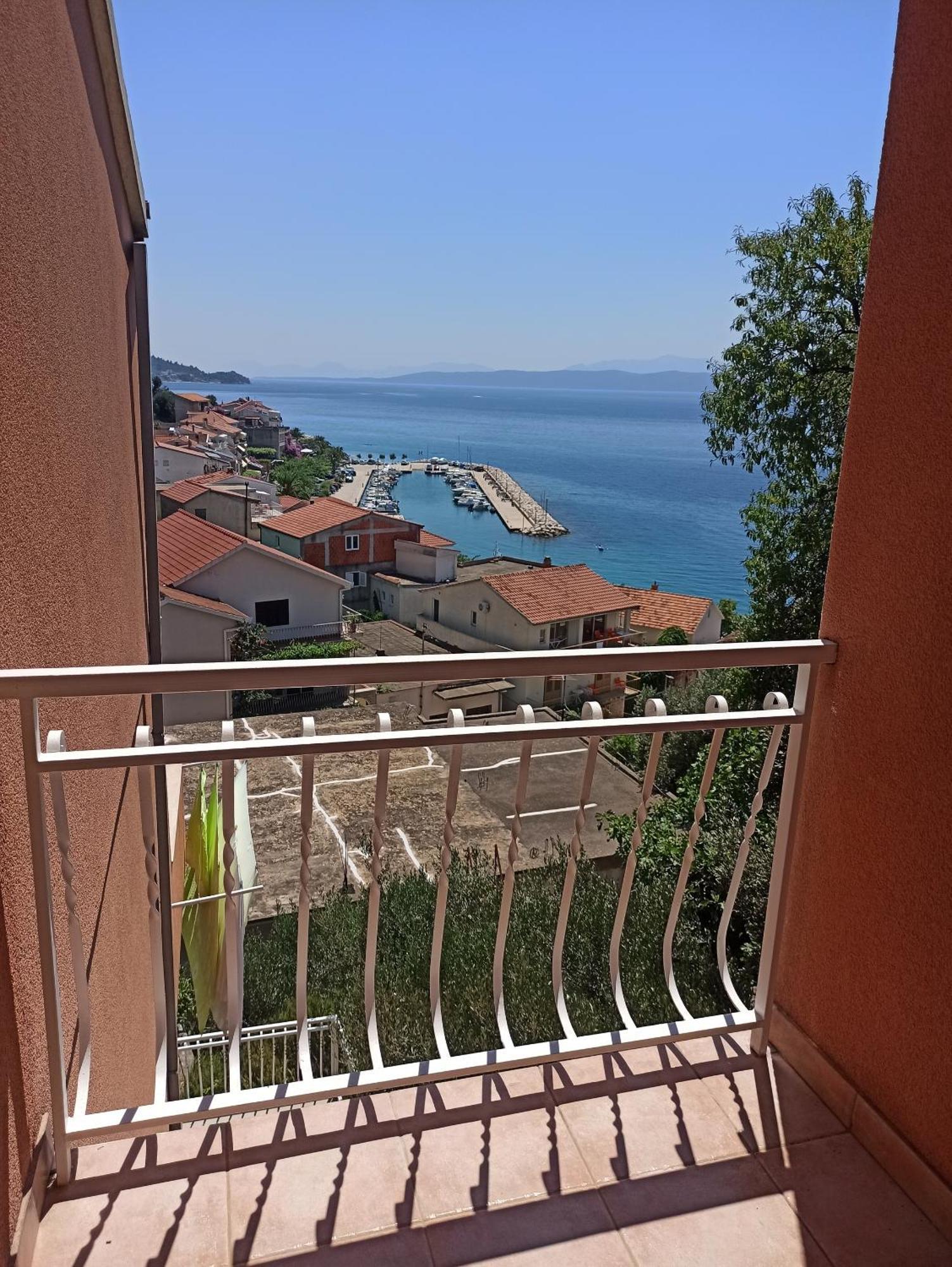 Apartments By The Sea Podgora, Makarska - 2593 Екстериор снимка