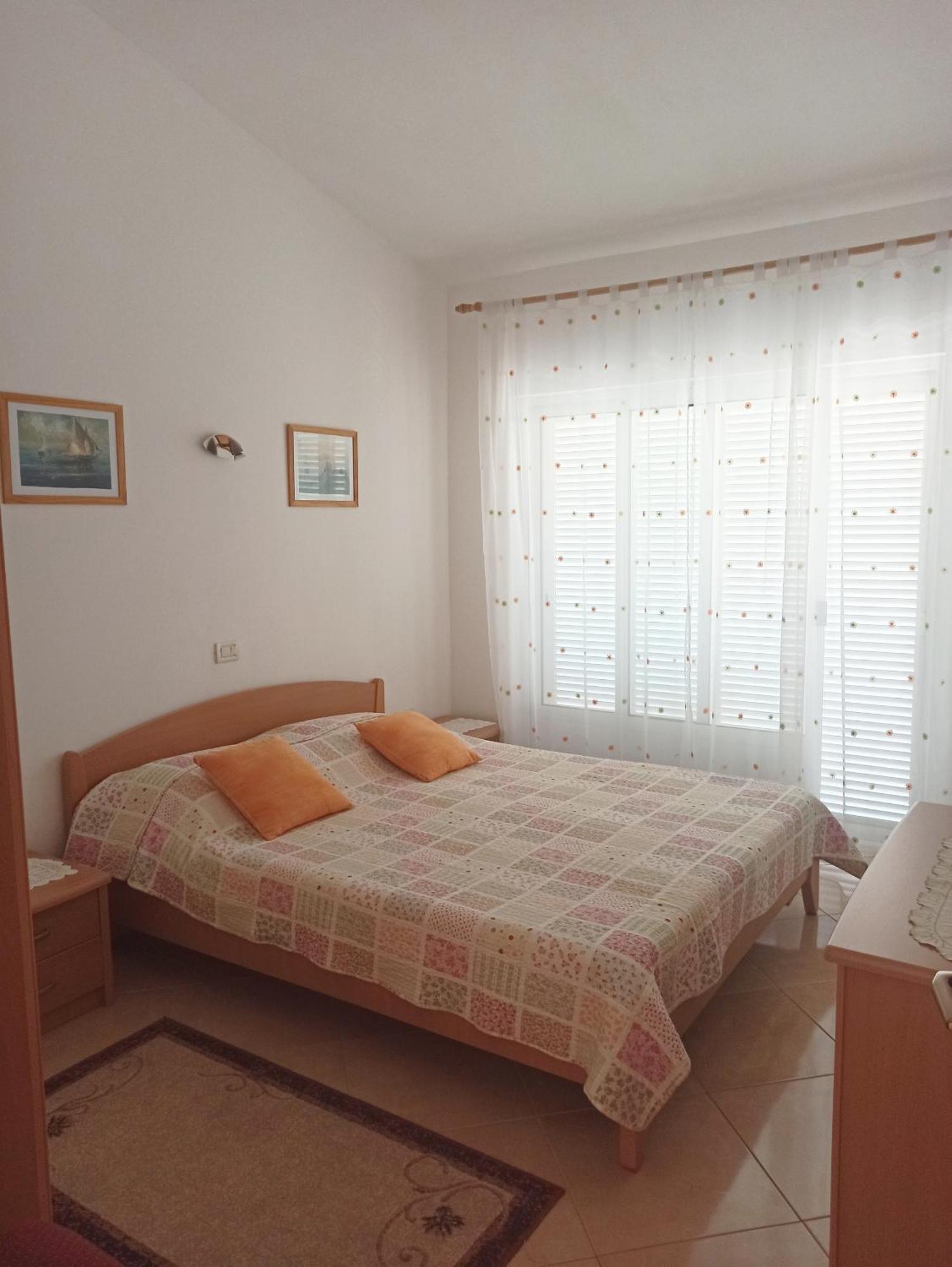 Apartments By The Sea Podgora, Makarska - 2593 Екстериор снимка